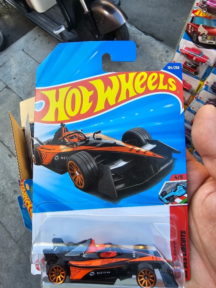 Nieuwe Hot Wheels 2025 N Case, - Hot Wheels Car Mainline recensie en prijs