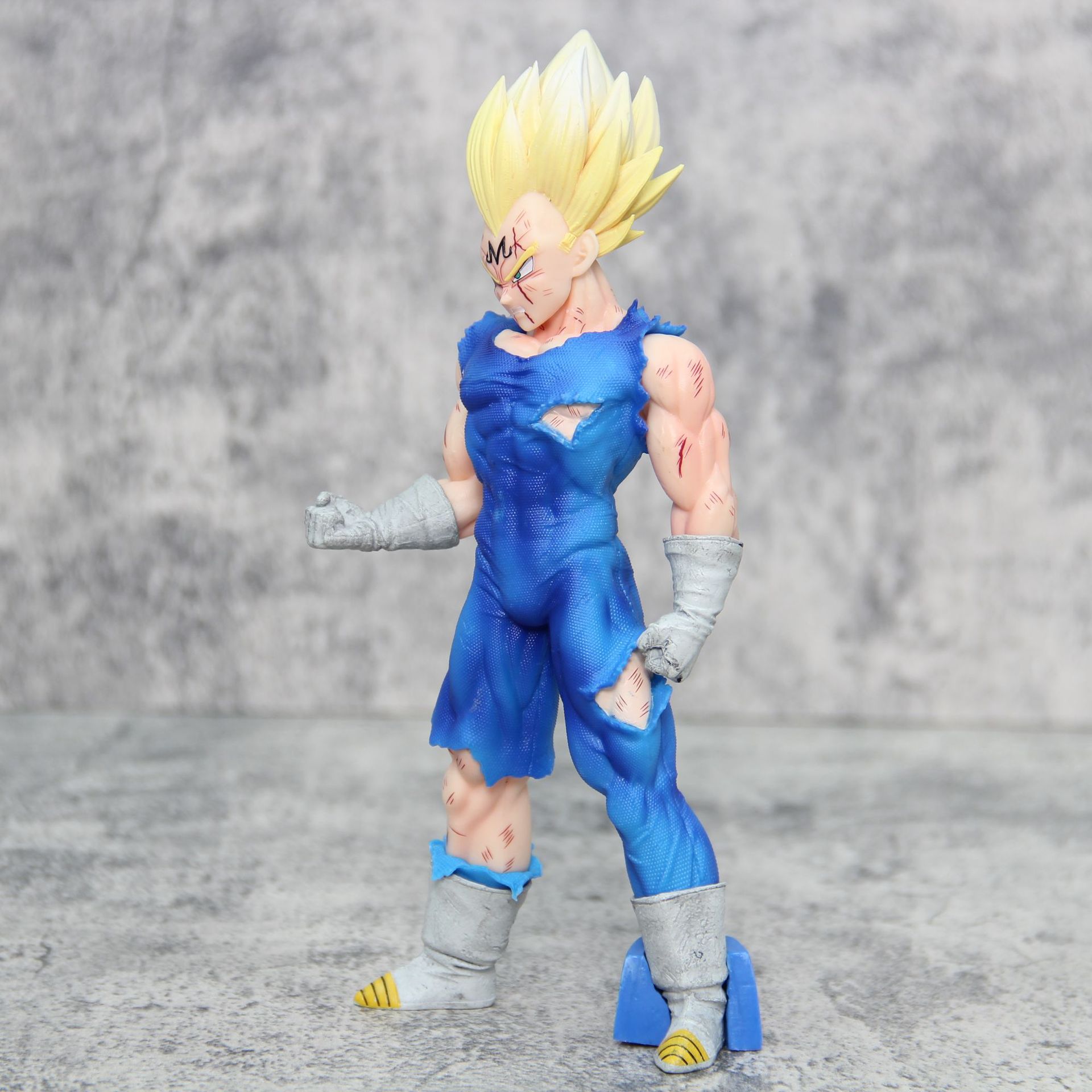 Dragon Ball Z Super Saiyan Pri - Model Kit Vegito recensie en prijs